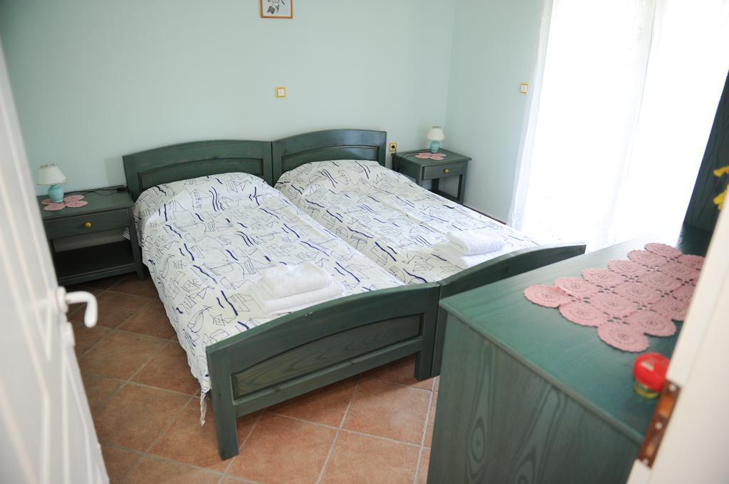 Appartamenti Angelika Perdika  Phòng bức ảnh